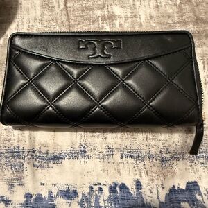 Black Tory Burch Quilted Wallet
